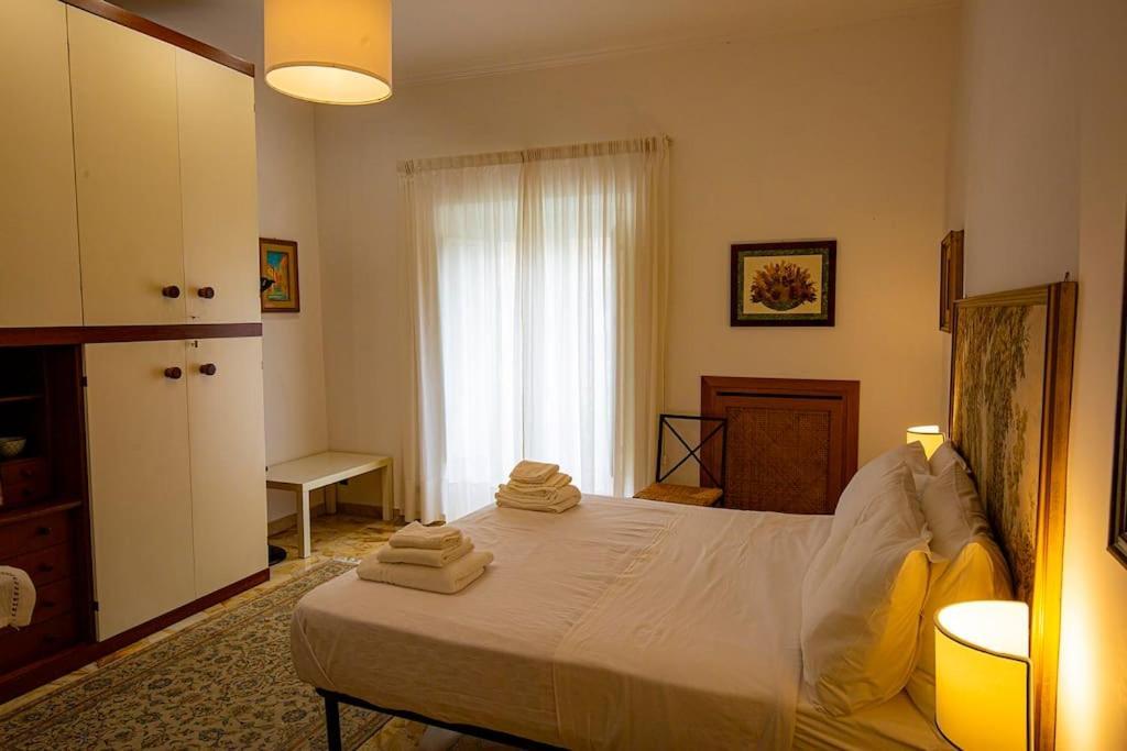 Dimora Al Colosseo, 2 Bedrooms Rome Extérieur photo