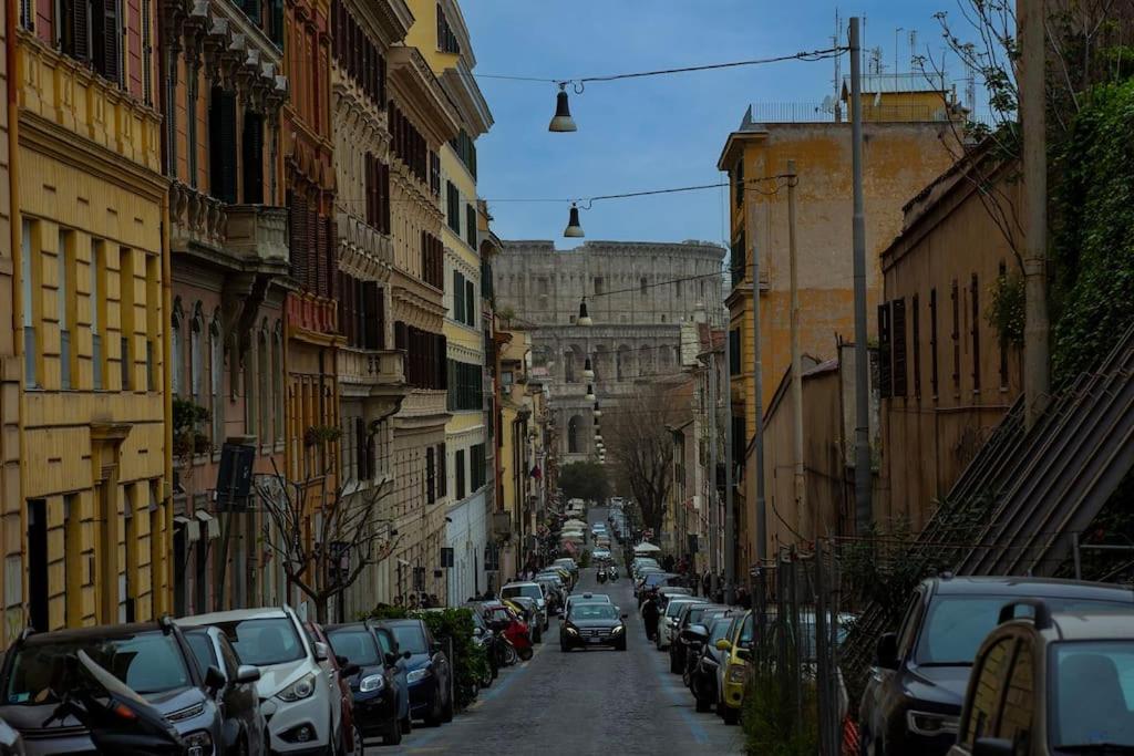Dimora Al Colosseo, 2 Bedrooms Rome Extérieur photo